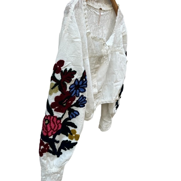 Free People White Blouse with Floral Embroidery - Picture 8 of 15